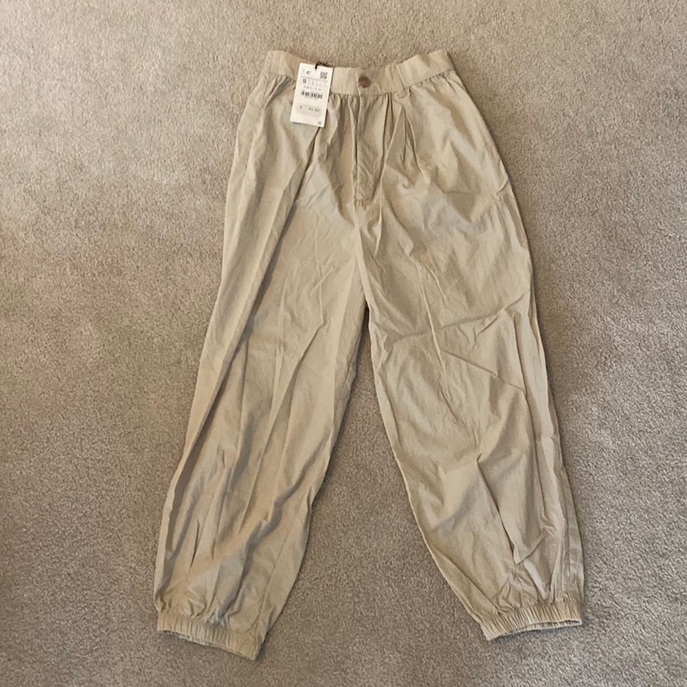 Zara tan jogger pants size Small